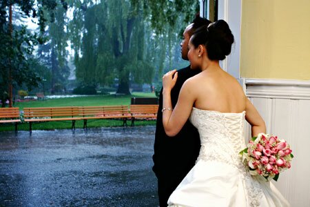 Свадебная фотосессия дождь