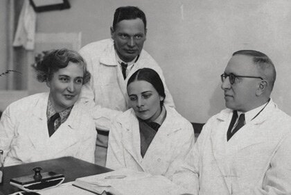 Женщина-врач советское время Женщина-врач советское время