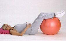 Фитнес для беременных: особенности тренировок