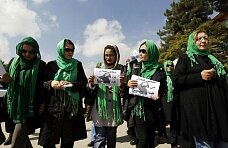 ООН требует от афганских властей защитить права женщин