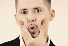 Бабушки перепели Тео с его «Чизкейком»