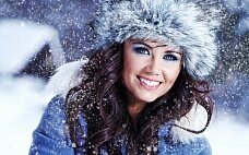 Определили самую "красивую" для женщин пору года