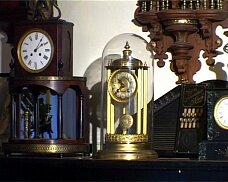 С 26 июля в Несвиже выставка часов «Путешествие во времени»