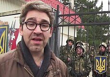 Сепартисты в Славянске хотят обменять пленного американца на оружие