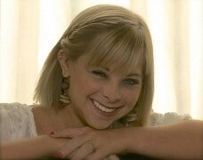 Девушка с синдромом Дауна стала модельером