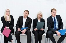 Что привлекает дам в «мужских» профессиях?