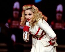 Мадонна оскорбила фанатов своим фото в хиджабе