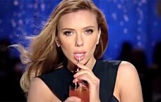 Скарлетт Йоханссон осудили за рекламу израильской газировки