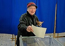 96,6% жителей Крыма - за вступление в РФ