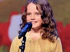 9-летняя девочка с оперным голосом поет Пуччини