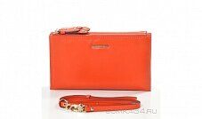 Виктория Бэкхем назвала новую сумку в честь дочери