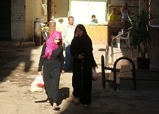 Египетские семьи продают своих дочерей на лето богатым мужчинам 