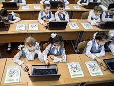 Дети-инвалиды и школа: долгий путь к парте