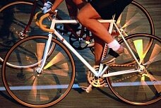 Девушка-велосипедистка погибла после столкновения с другим велосипедистом