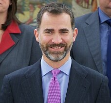 Король Испании Хуан Карлос уступил престол сыну Филиппу