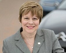  Главой Citroen впервые стала дама