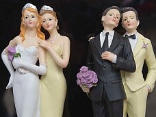 В США разрешили венчать гомосексуалистов