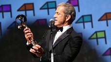 Мэл Гибсон получил «Хрустальный глобус»